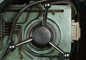 陶芸用品の総合デパート「シンリュウ」