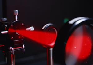 監視カメラは遠隔式を利用しましょう